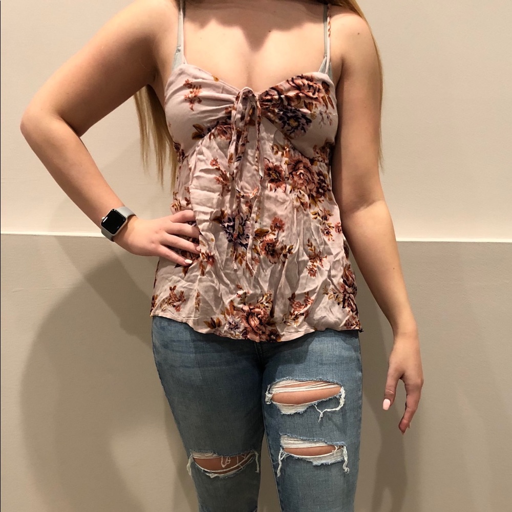 American eagle floral tank size extra small 💕